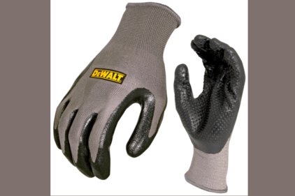 DEWALT UltradexÃ¢âÂ¢ Dotted Nitrile Dip Glove