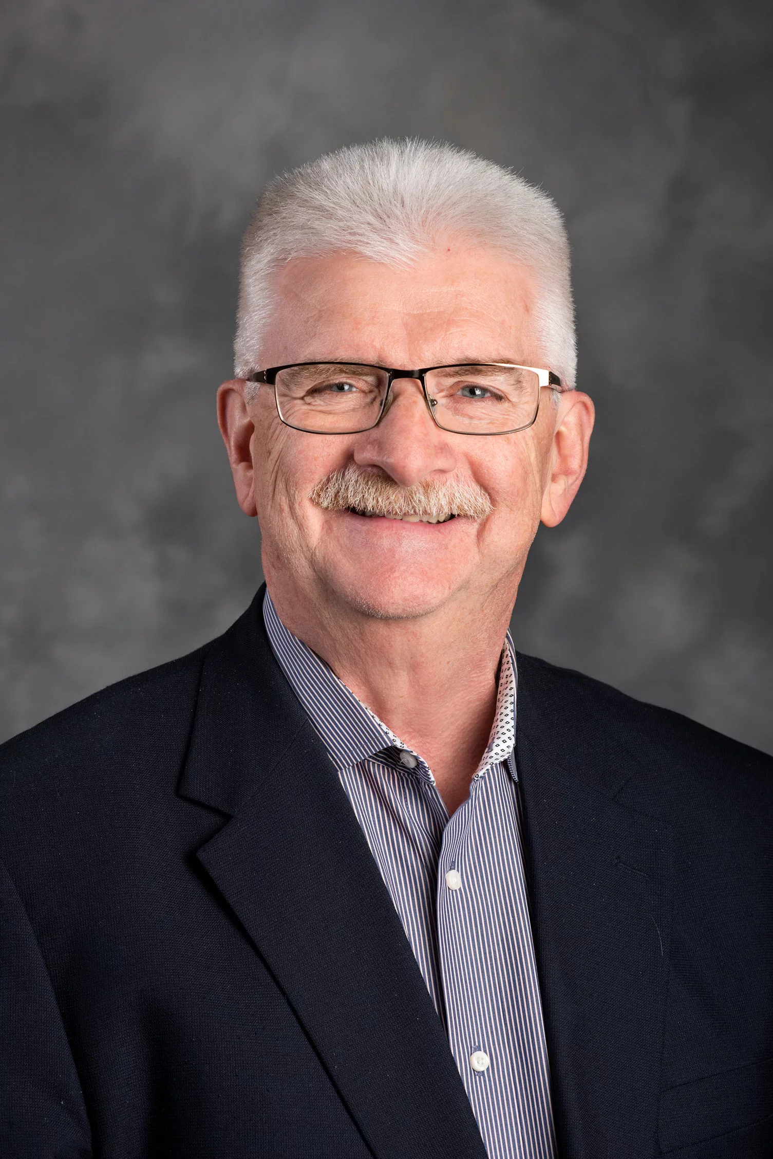Bob Ell Headshot