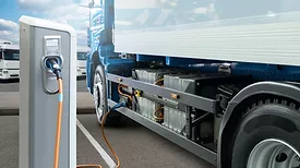 Electric truck GettyImages-1343828231.jpg