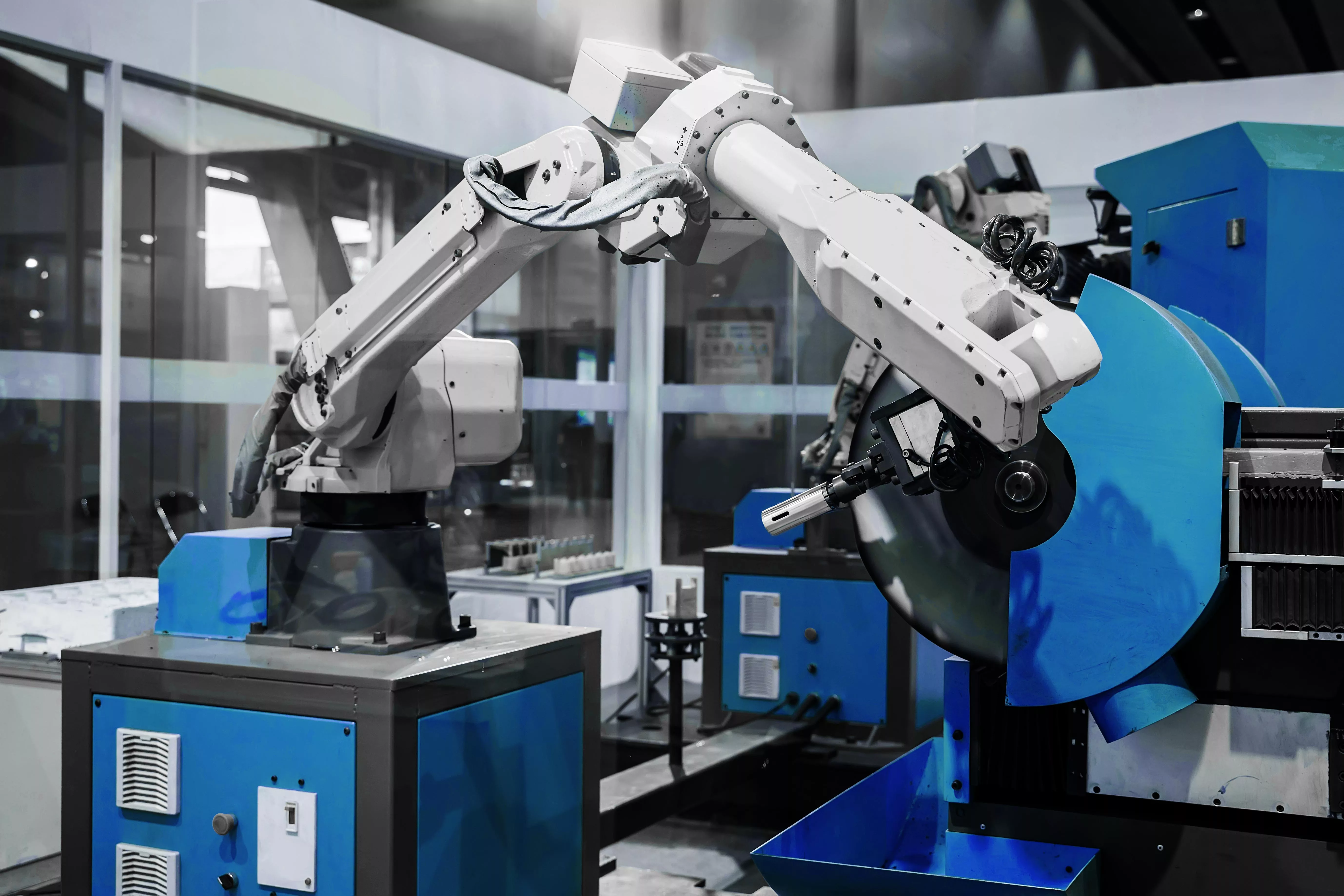 Osborn Robot-for-Silica-Free_v2.jpg