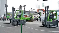 COMBi-CB 70E and COMBi-CUBE on Demo.jpg COMBi-CB 70E and COMBi-CUBE on Demo.jpg