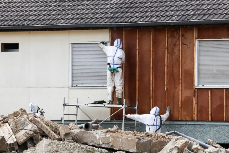 Asbestos workers