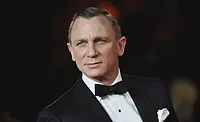 Daniel Craig