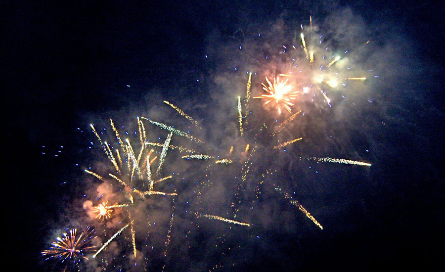 fireworks-2-900.jpg
