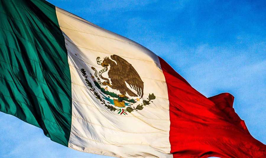 Mexico-flag-900.jpg