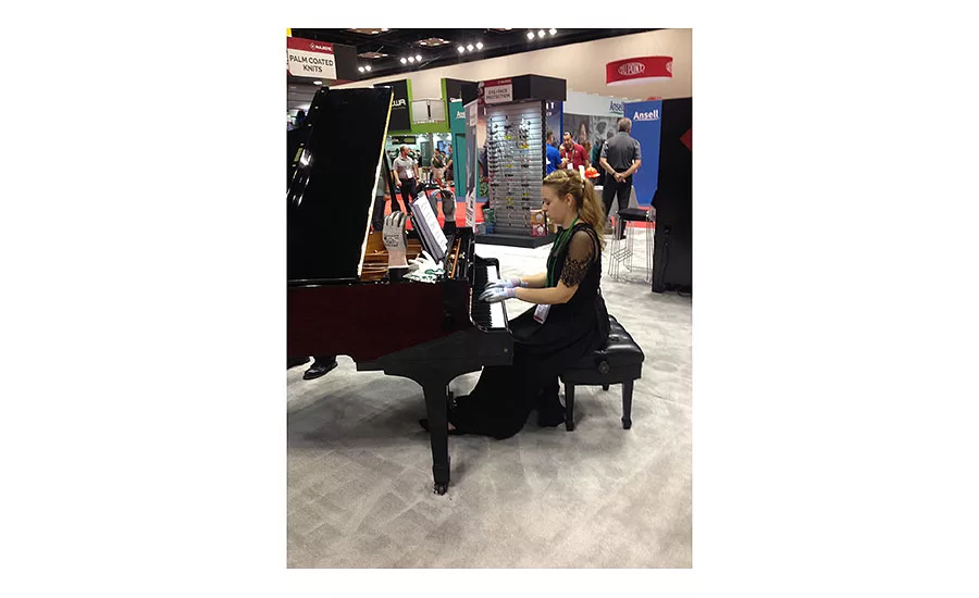Soothing piano music on the expo floor.
