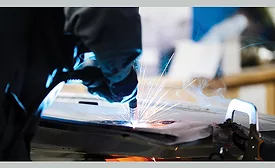ergonomic challenges of manual welding guns