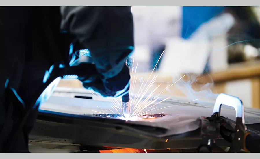 ergonomic challenges of manual welding guns