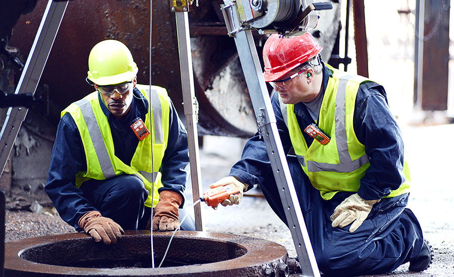 How to monitor workers in a confined space