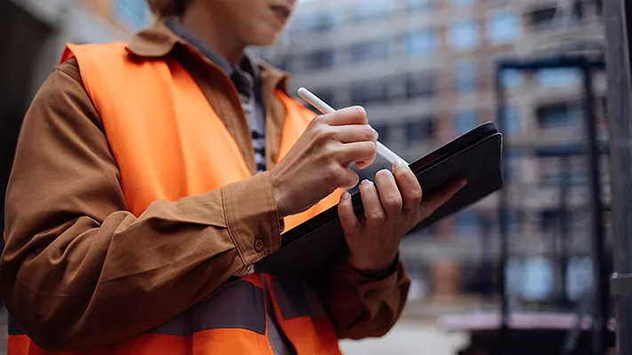 risk management inspector on a jobsite