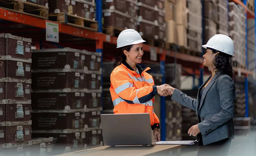 safety professional meeting with project manager