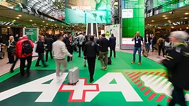 attendees arriving at the A+A Conference