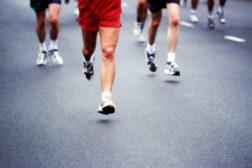 marathon runners  risk of death during race is low